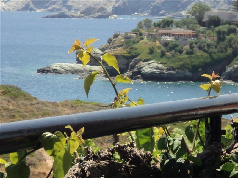 Evita Bay Agia Pelagia Heraklion Bilik gambar